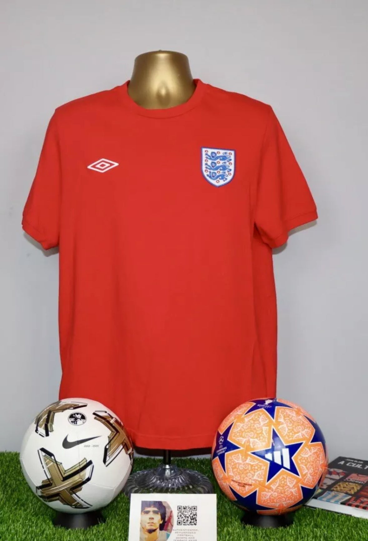 England 2010/11 Training Shirt