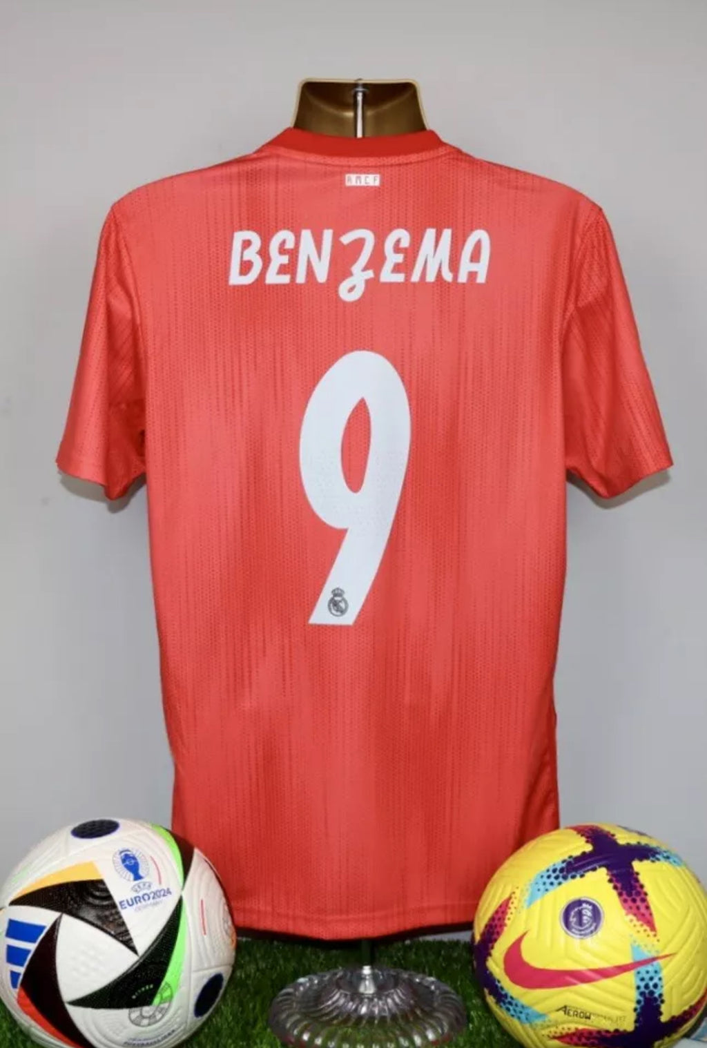 BENZEMA 9 2018/2019 Real Madrid Third Shirt