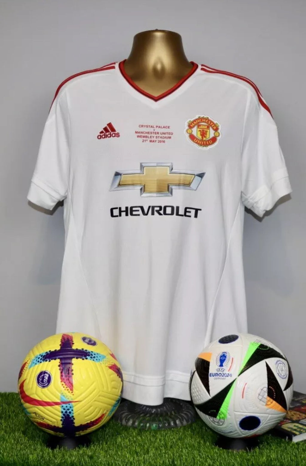 ROONEY 10 Manchester United 2015/16 Away Shirt with FA CUP final inscription