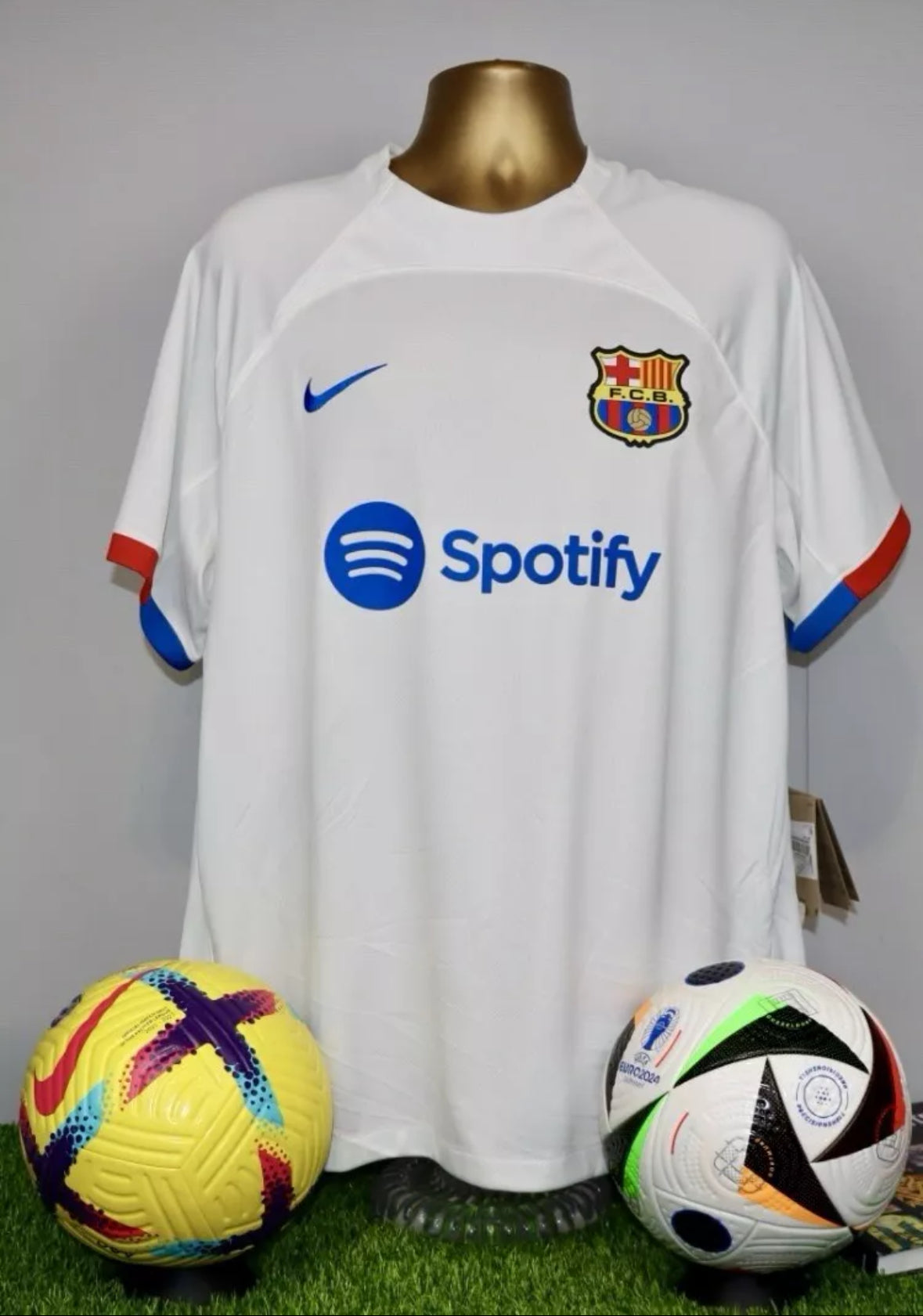 PEDRI 8 Barcelona 2023/24 Away Shirt