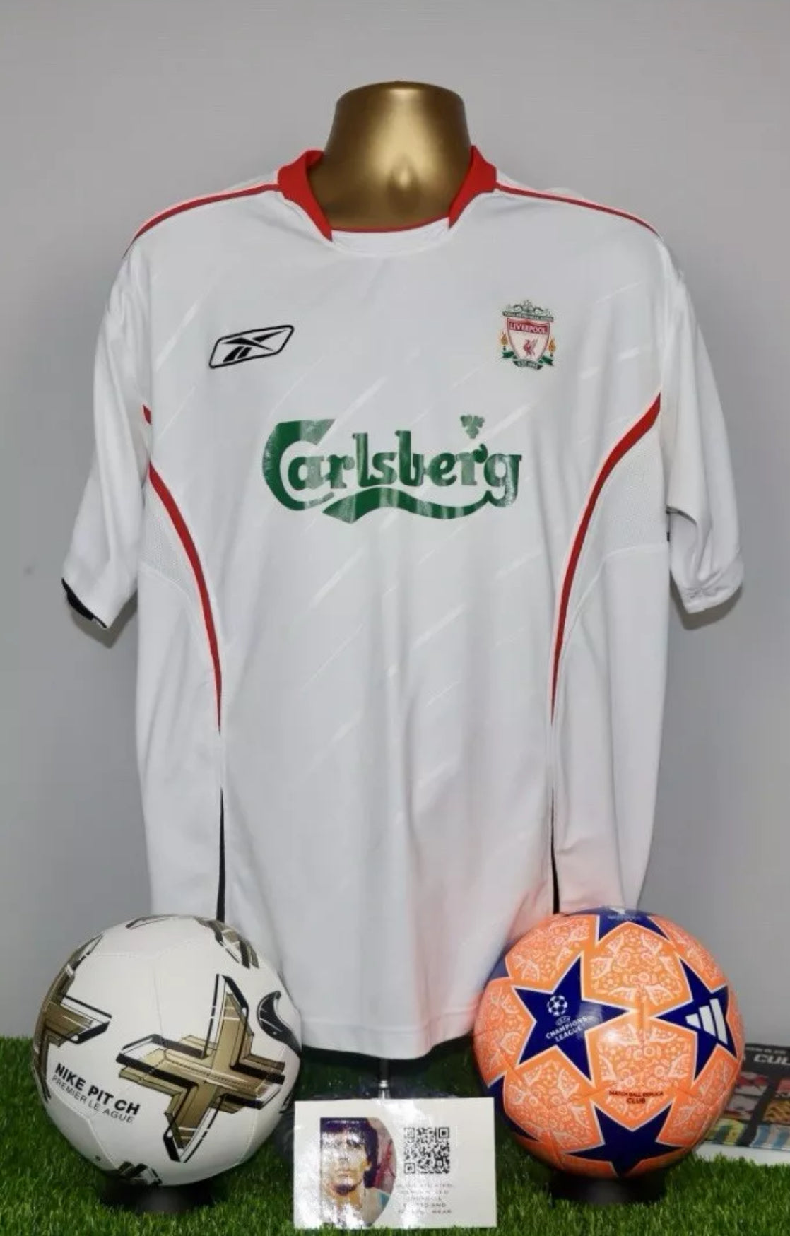 Liverpool 2005/06 Away Shirt