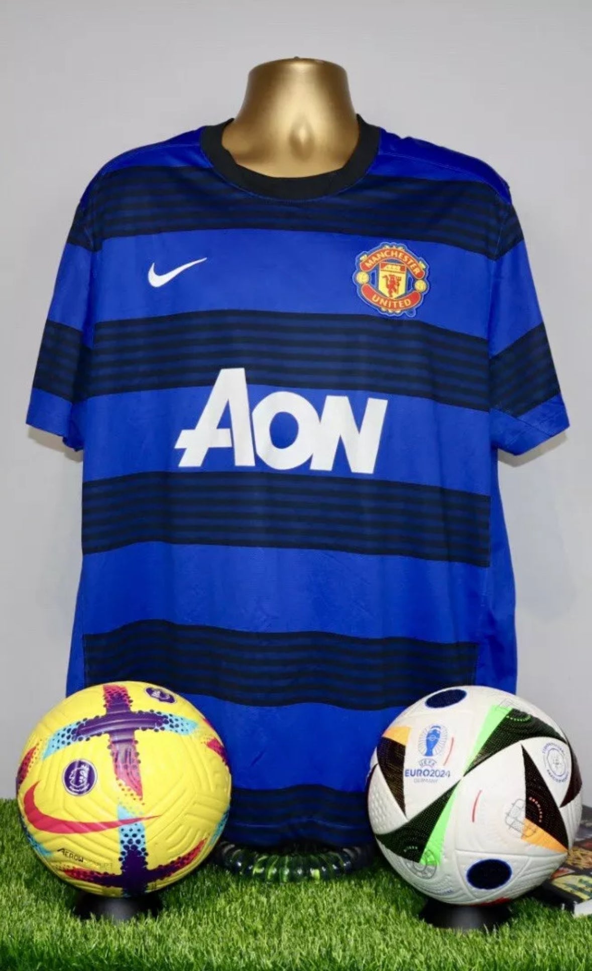 SCHOLES 22 Manchester United 2011/12 Third Shirt