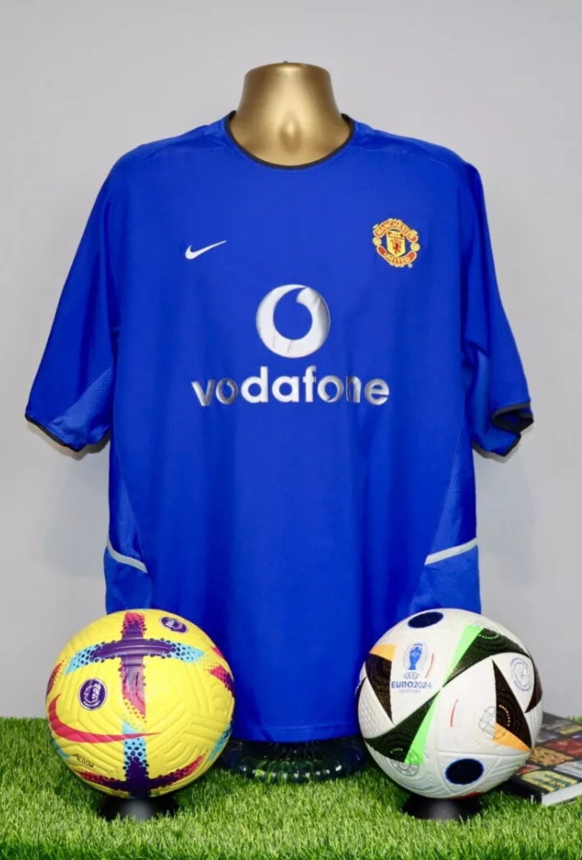 V.NISTELROOY 10 2002/03 Manchester United Third Shirt