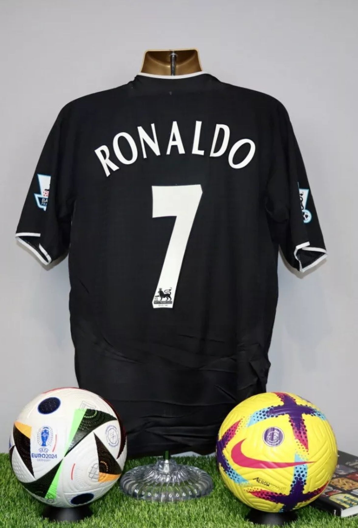 RONALDO 7 Manchester United 2003/05 Away Shirt