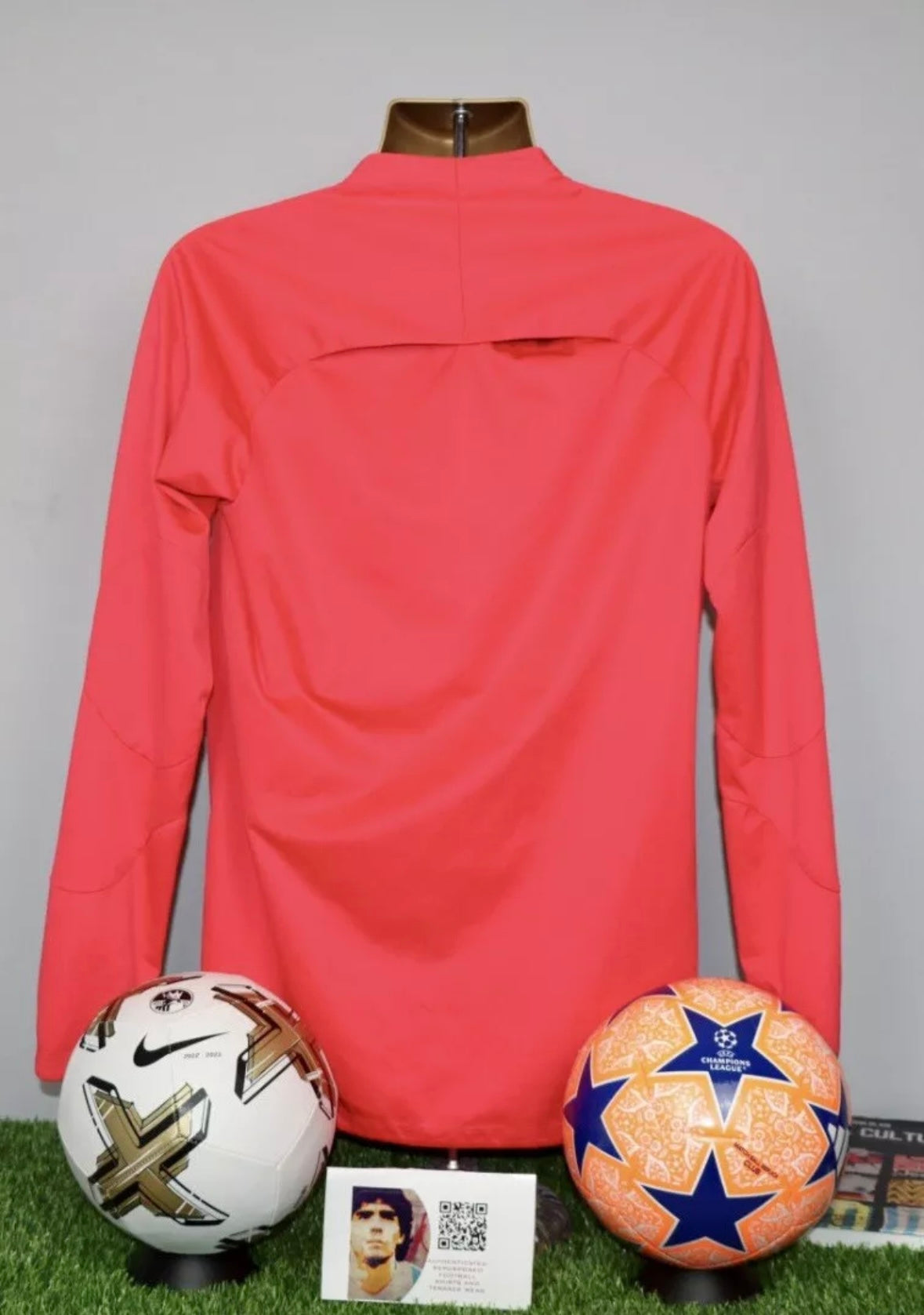 Liverpool 2022/23 Player Worn/Issued Training Jacket STORM FIT M CAIN 64