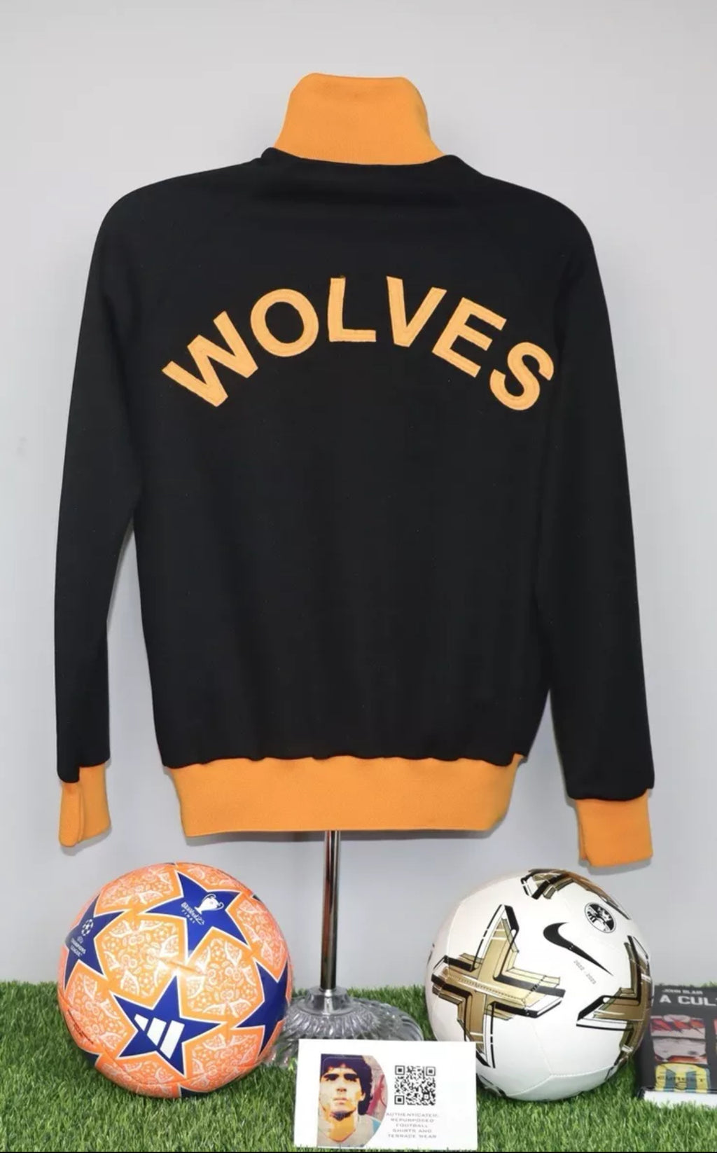 Wolverhampton Wandererers Score Draw 1974 Final Retro Jacket