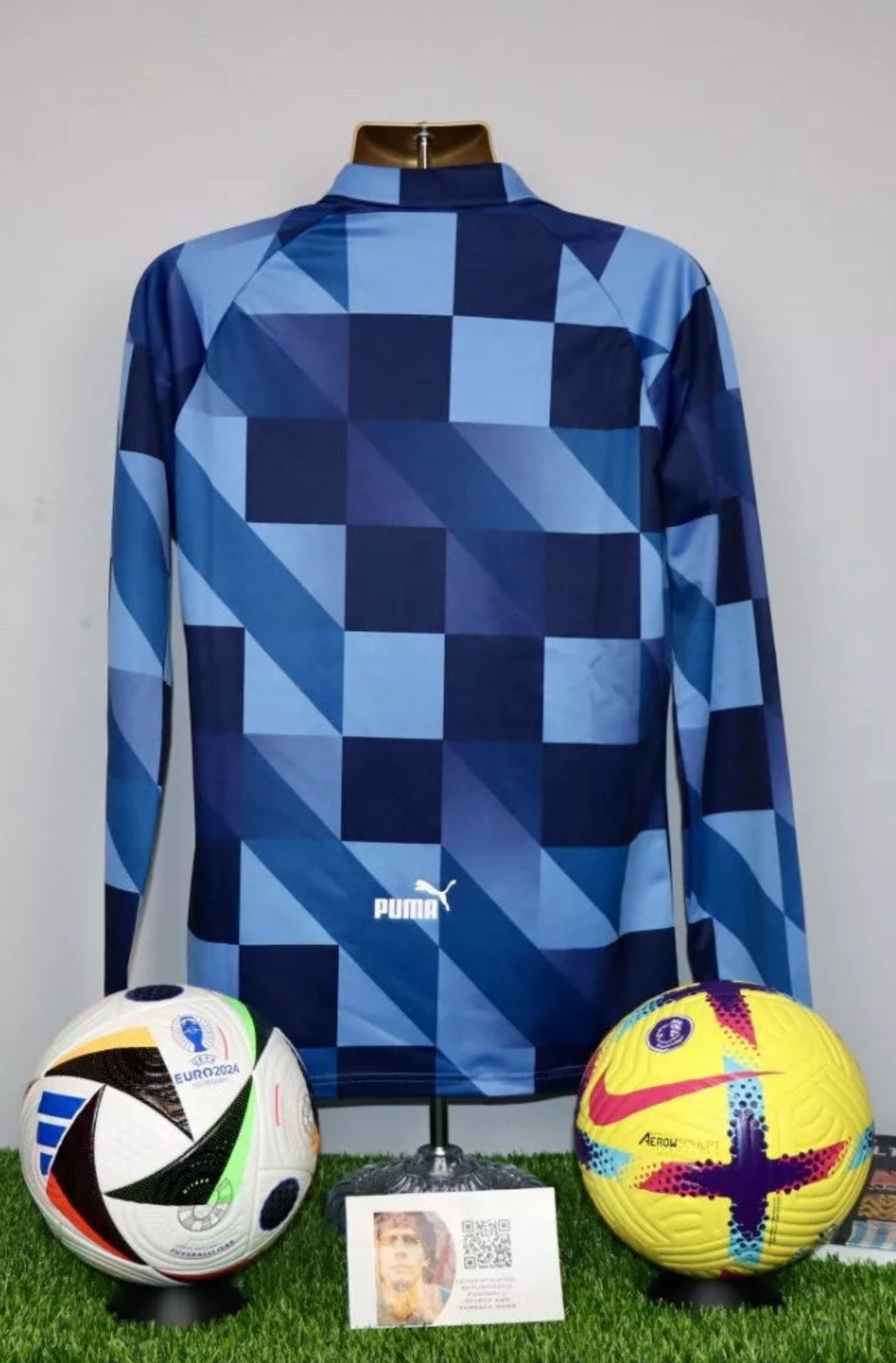 Manchester City 2022/23 Puma Pre-Match Sweatshirt - BNWT