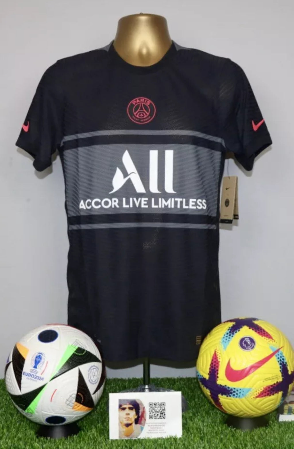 Paris Saint Germain Authentic 2021/22 Third Jersey