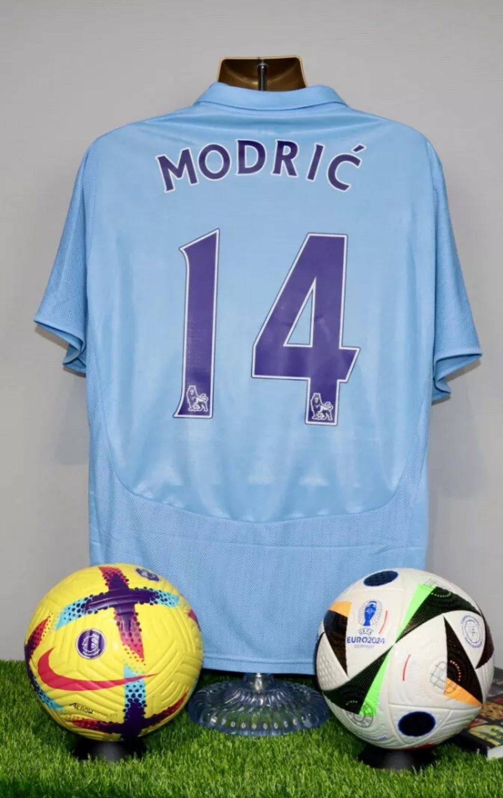 MODRIĆ 14 Tottenham Hotspur 2008/09 Away Shirt