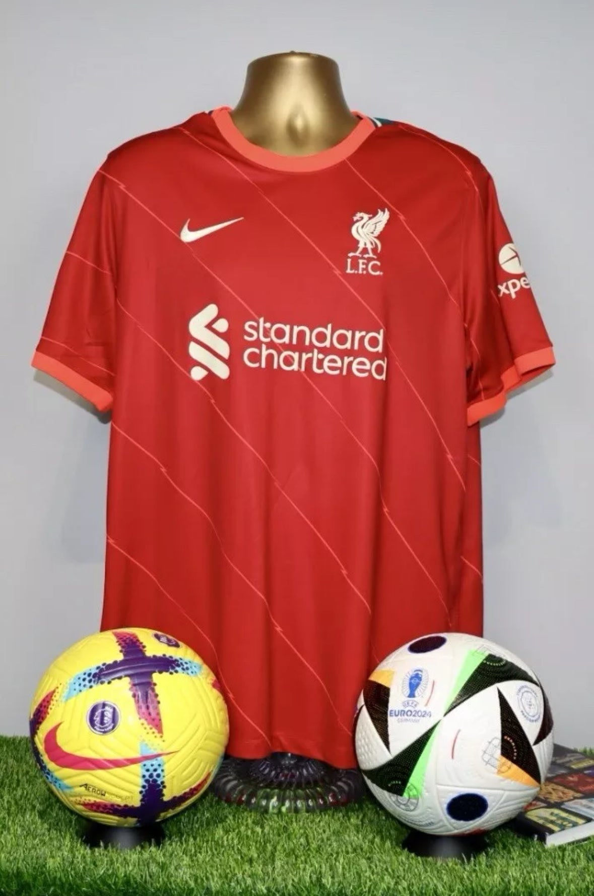SALAH 11 Liverpool 2021/22 Home Shirt