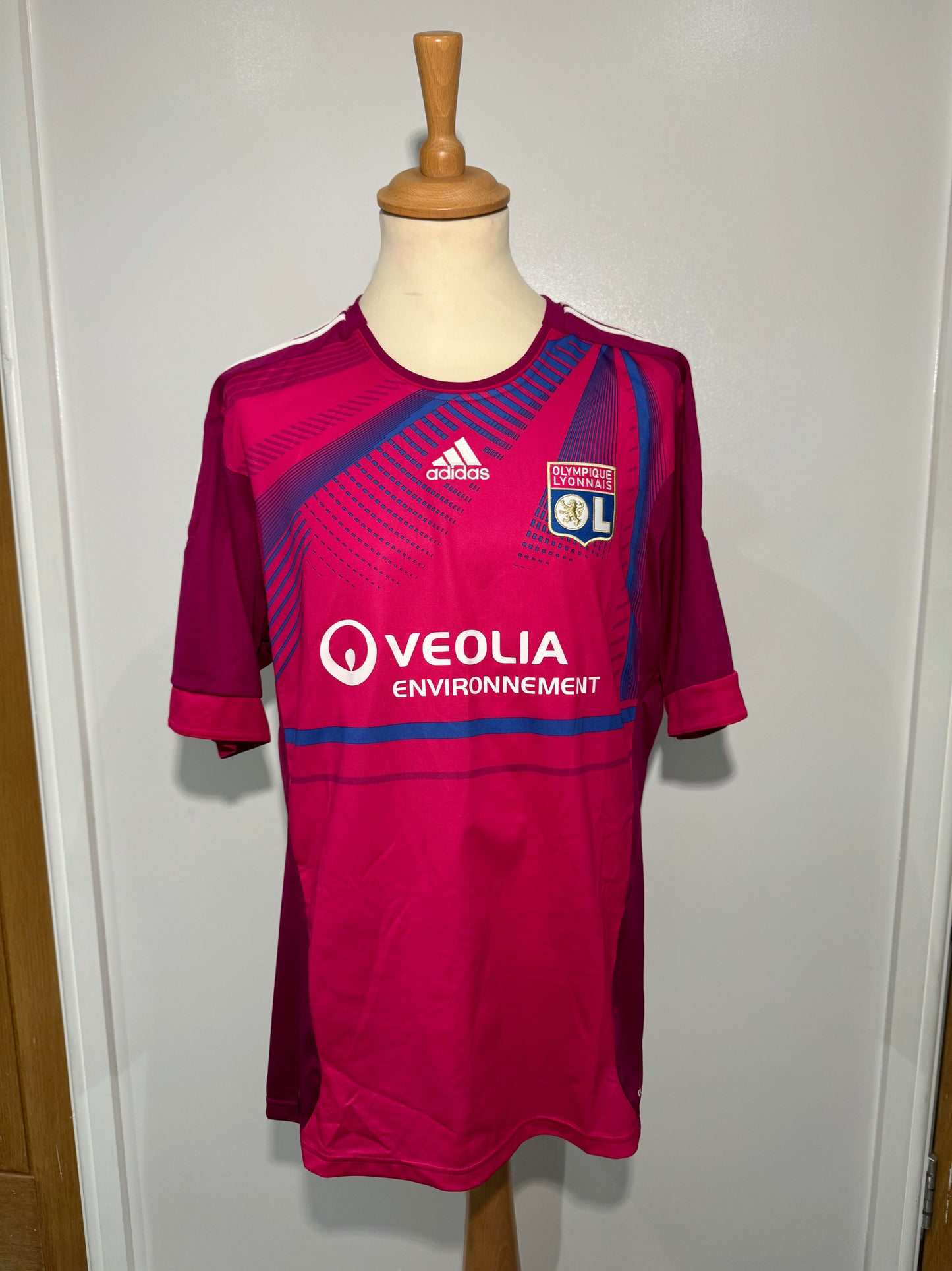 OLYMPIQUE LYONNAIS LYON 2011/2012 THIRD SHIRT