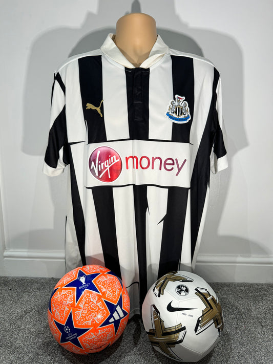 2012/13 Newcastle Home Shirt