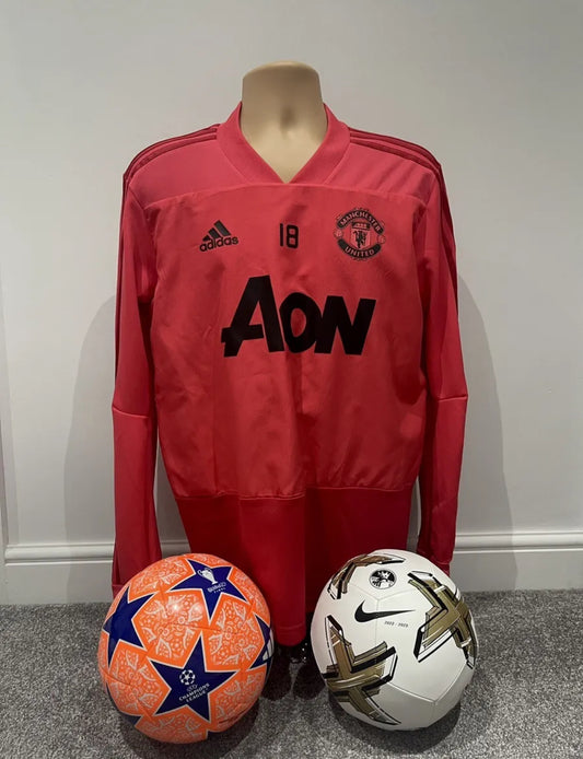 YOUNG 18 2018-19 Manchester United adidas Player Issue Training Top